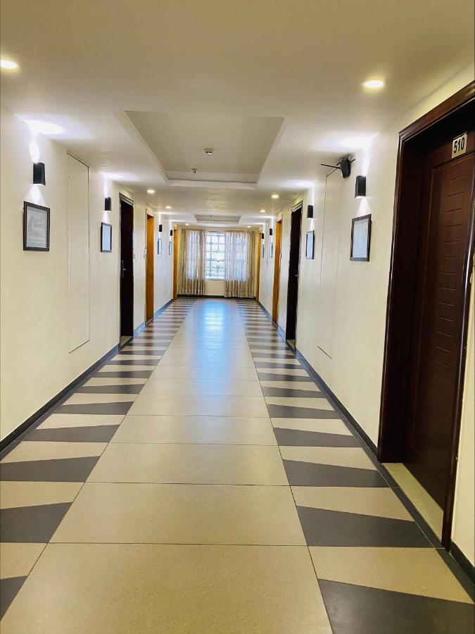 Apricot Hotel , אחמדאבאד מראה חיצוני תמונה