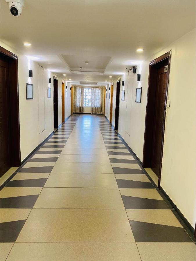 Apricot Hotel , אחמדאבאד מראה חיצוני תמונה