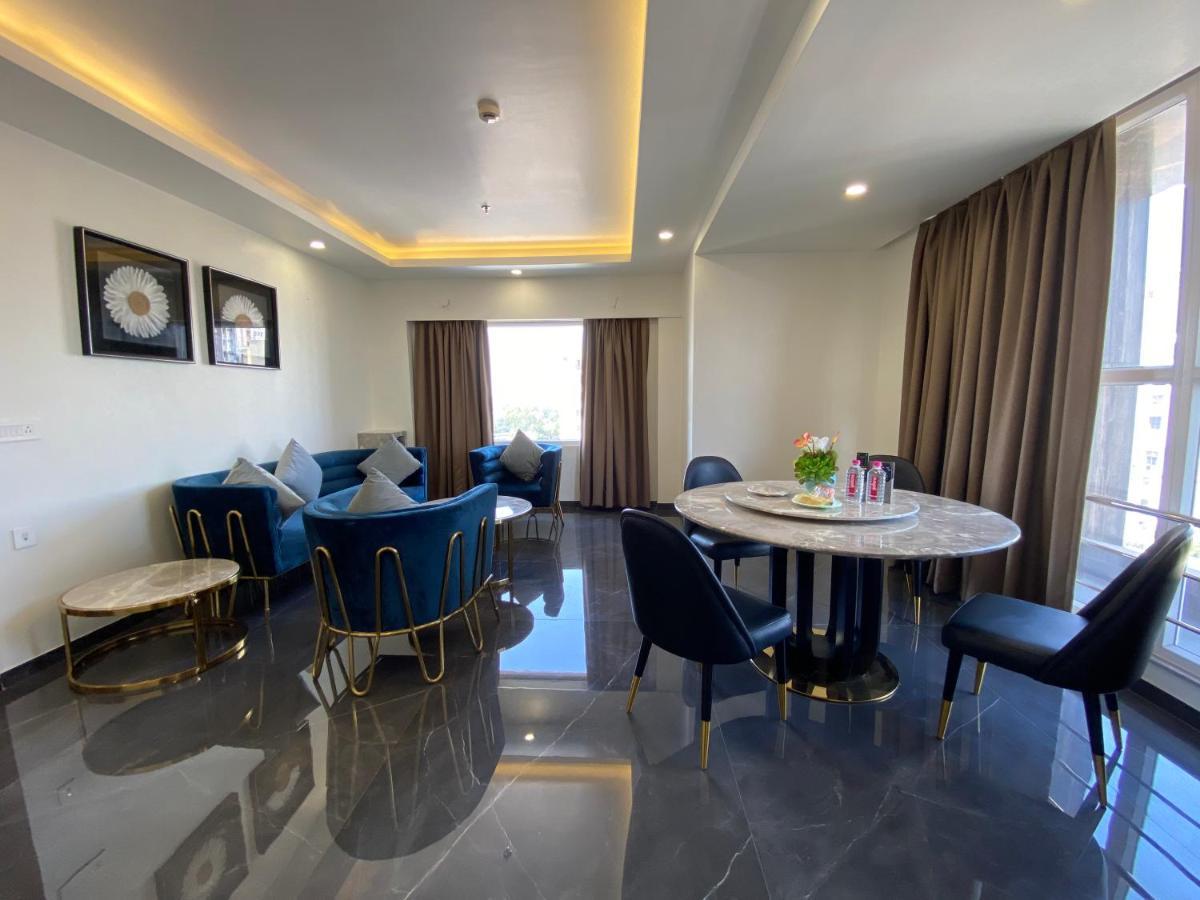 Apricot Hotel , אחמדאבאד מראה חיצוני תמונה