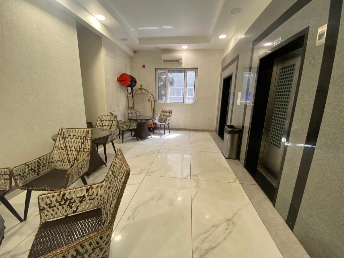 Apricot Hotel , אחמדאבאד מראה חיצוני תמונה