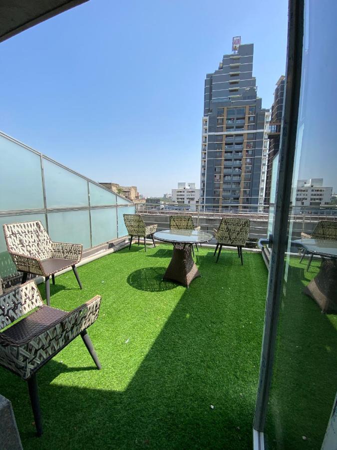 Apricot Hotel , אחמדאבאד מראה חיצוני תמונה