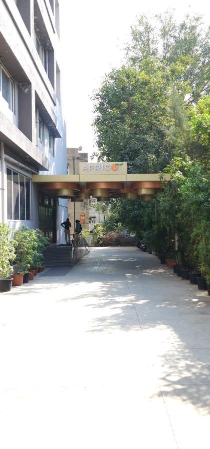 Apricot Hotel , אחמדאבאד מראה חיצוני תמונה