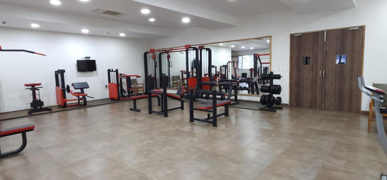 Apricot Hotel , אחמדאבאד מראה חיצוני תמונה