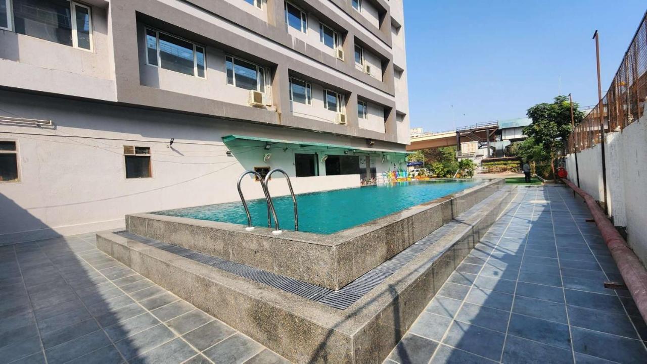 Apricot Hotel , אחמדאבאד מראה חיצוני תמונה